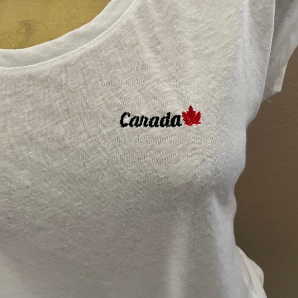 BLUENOTES Embroidered CANADA Tee Shirt Size Small - Picture 5 of 12